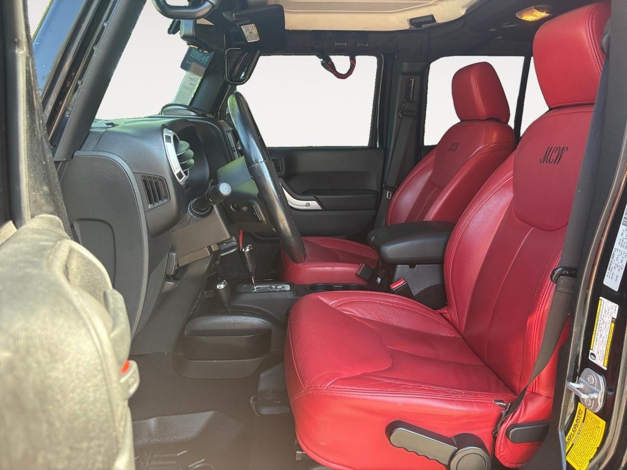 2015 Jeep Wrangler Unlimited Sahara, LIFTED, BRUSH GUARD, RUNNING BOARDS, FENDER FLARES, HARD TOP, CUSTOM BLACK MOTO METAL WHEELS, TOW PACKAGE, ALPINE SOUND SYSTEM, UCONNECT BLUETOOTH, ONLY 73K MILES, WRANGLE THE KEYS TO THIS JEEP! Virginia Beach VA