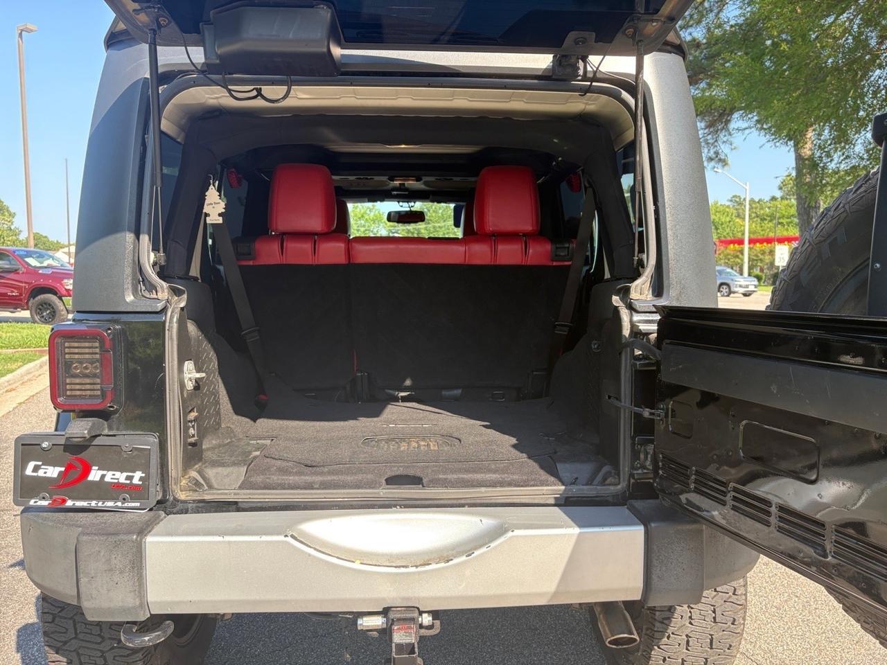 2015 Jeep Wrangler Unlimited Sahara, LIFTED, BRUSH GUARD, RUNNING BOARDS, FENDER FLARES, HARD TOP, CUSTOM BLACK MOTO METAL WHEELS, TOW PACKAGE, ALPINE SOUND SYSTEM, UCONNECT BLUETOOTH, ONLY 73K MILES, WRANGLE THE KEYS TO THIS JEEP! Virginia Beach VA