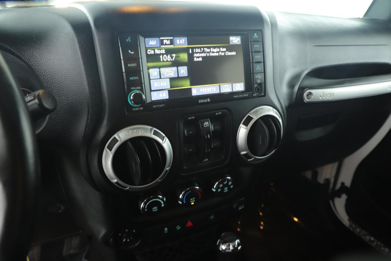 2015 Jeep Wrangler Unlimited Sahara New Braunfels TX