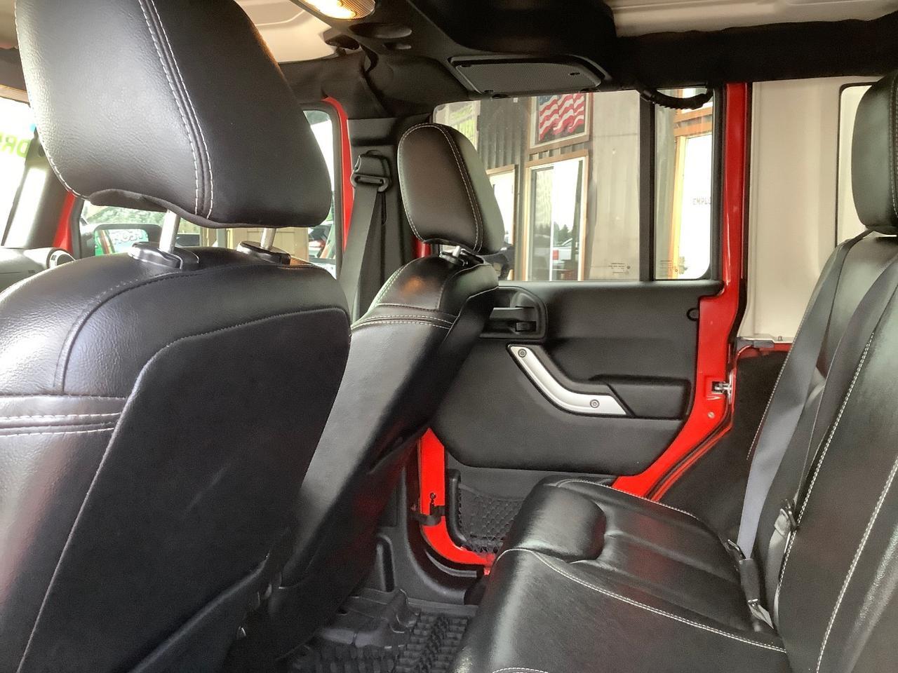 2015 Jeep Wrangler Unlimited Sahara Hayden ID