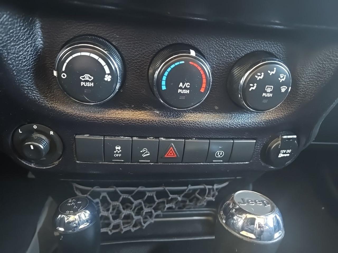 2015 Jeep Wrangler Unlimited Sahara West Burlington IA
