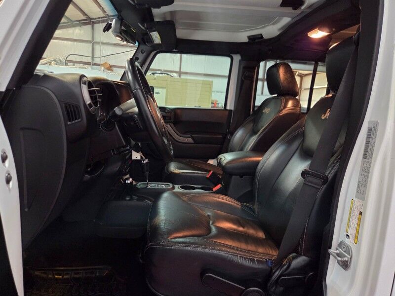 2015 Jeep Wrangler Unlimited Sport 3.6L V6 4 Door Leather Touch Screen NEW TIRES FREE WARRANTY Arlington TX