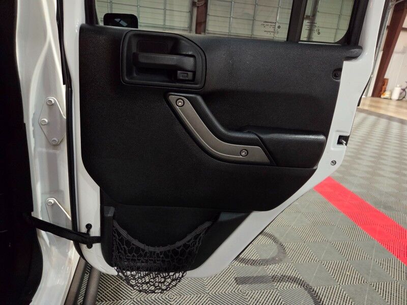 2015 Jeep Wrangler Unlimited Sport 3.6L V6 4 Door Leather Touch Screen NEW TIRES FREE WARRANTY Arlington TX