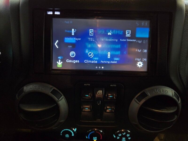 2015 Jeep Wrangler Unlimited Sport 3.6L V6 4 Door Leather Touch Screen NEW TIRES FREE WARRANTY Arlington TX