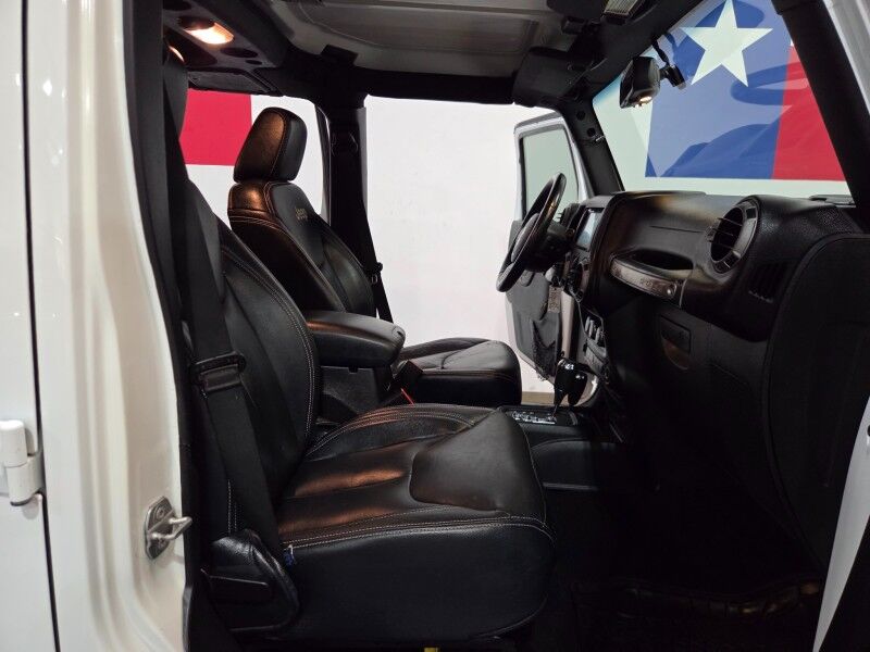 2015 Jeep Wrangler Unlimited Sport 3.6L V6 4 Door Leather Touch Screen NEW TIRES FREE WARRANTY Arlington TX