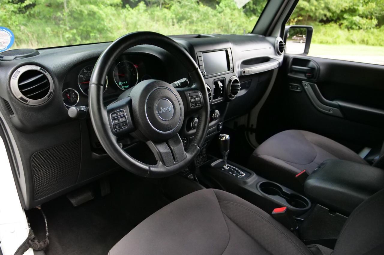 2015 Jeep Wrangler Unlimited Sport 4X4 / Fuel Wheels / Nitto Tires / Soft Top! Lincolnton NC