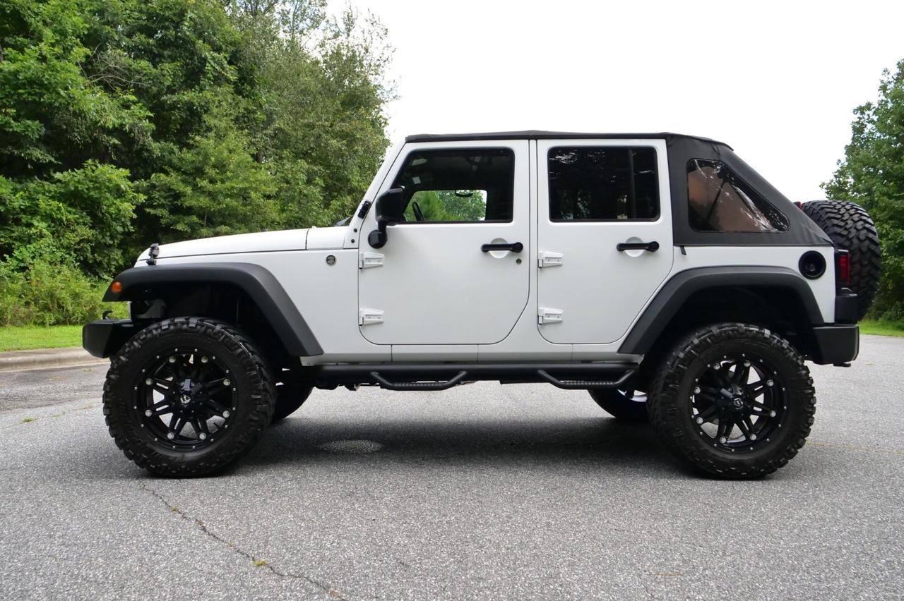 2015 Jeep Wrangler Unlimited Sport 4X4 / Fuel Wheels / Nitto Tires / Soft Top! Lincolnton NC