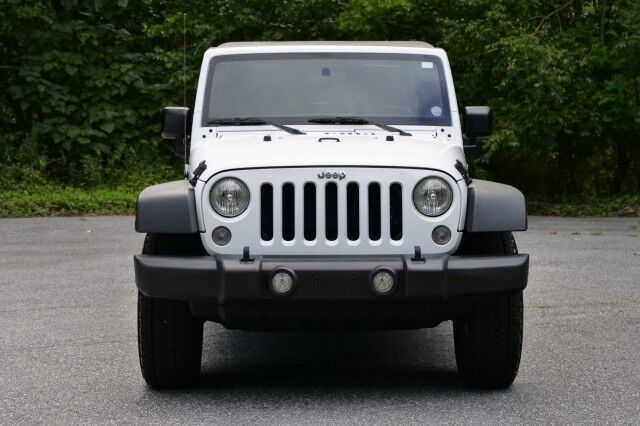 2015 Jeep Wrangler Unlimited Sport 4X4 / Soft Top / 3.6L V6! High Point NC