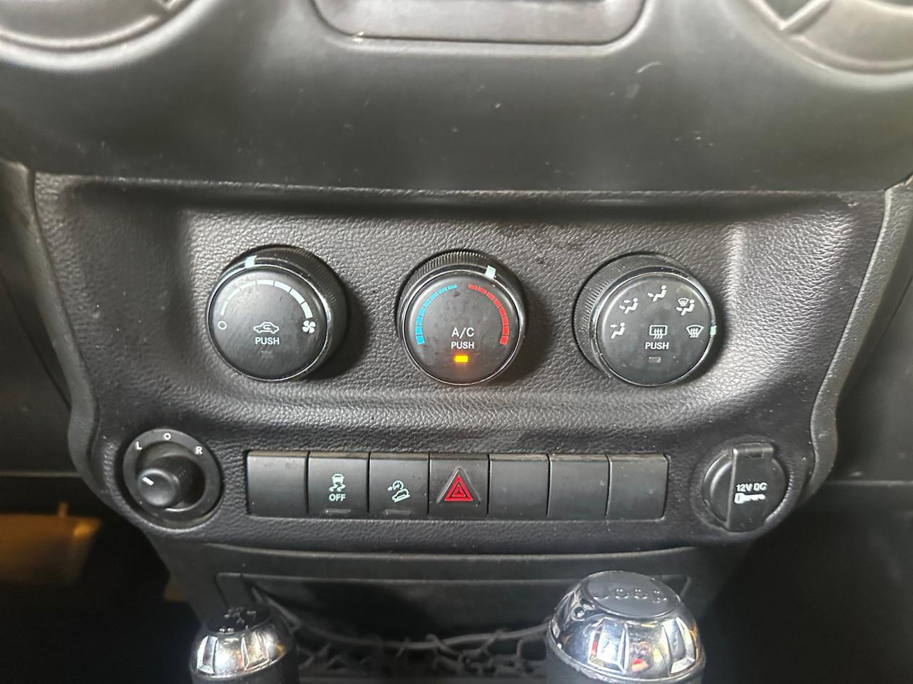 2015 Jeep Wrangler Unlimited Sport  Selma TX