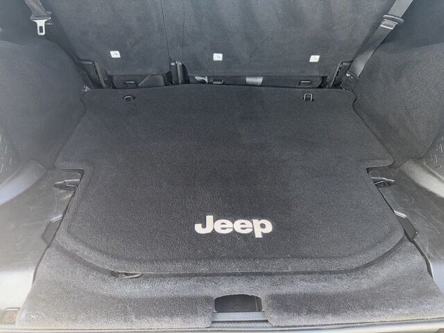 2015 Jeep Wrangler Unlimited Sport photo 12