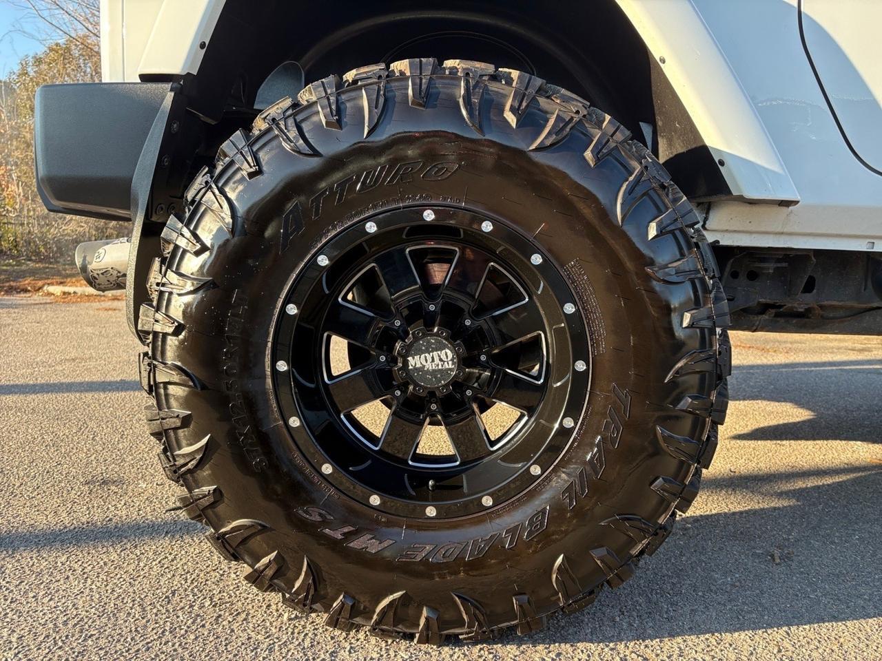 2015 Jeep Wrangler Wrangler X, LIFTED, FENDER FLARES, HOOKE ROAD BRUSH GUARD WITH LIGHT BAR, HARD TOP, TOW PACKAGE, TUBULAR SIDE STEPS, NAVIGATION, HEATED SEATS, ONLY 90K MILES, CLEAN CARFAX, WRANGLE THE ROAD TODAY! Virginia Beach VA