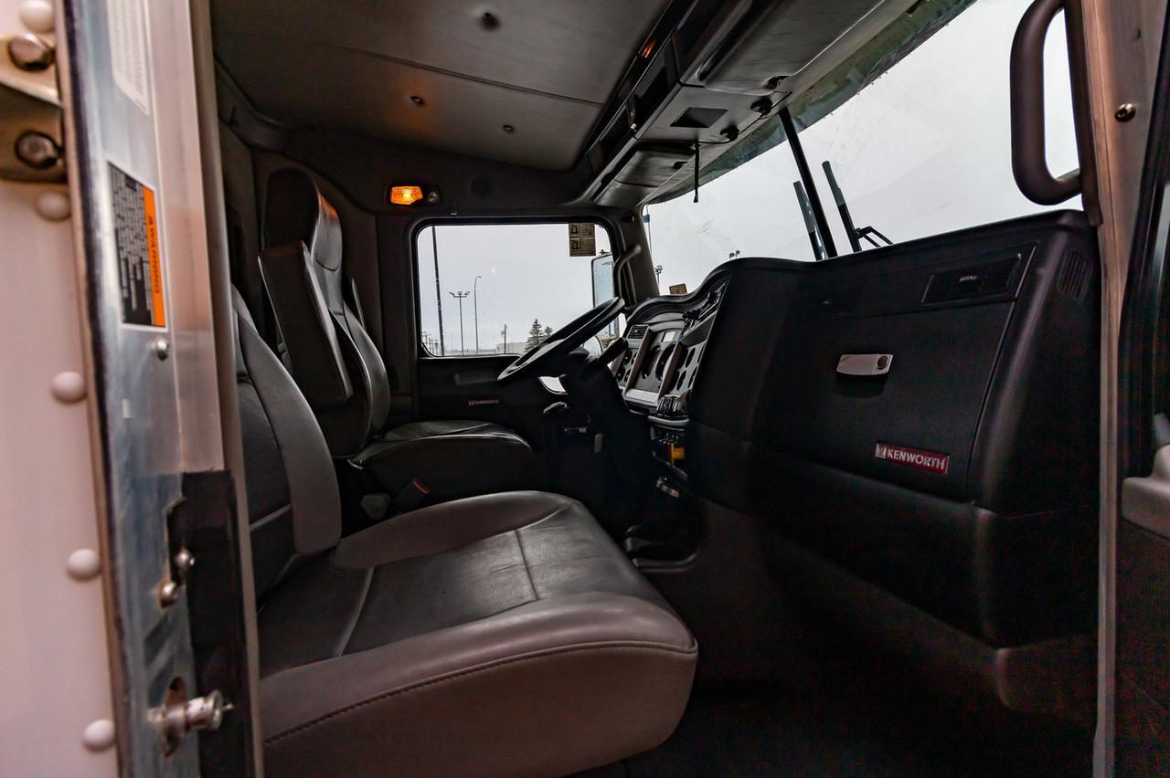 2015 Kenworth T-800 T/A Dump Truck Heavy Spec Red Deer AB