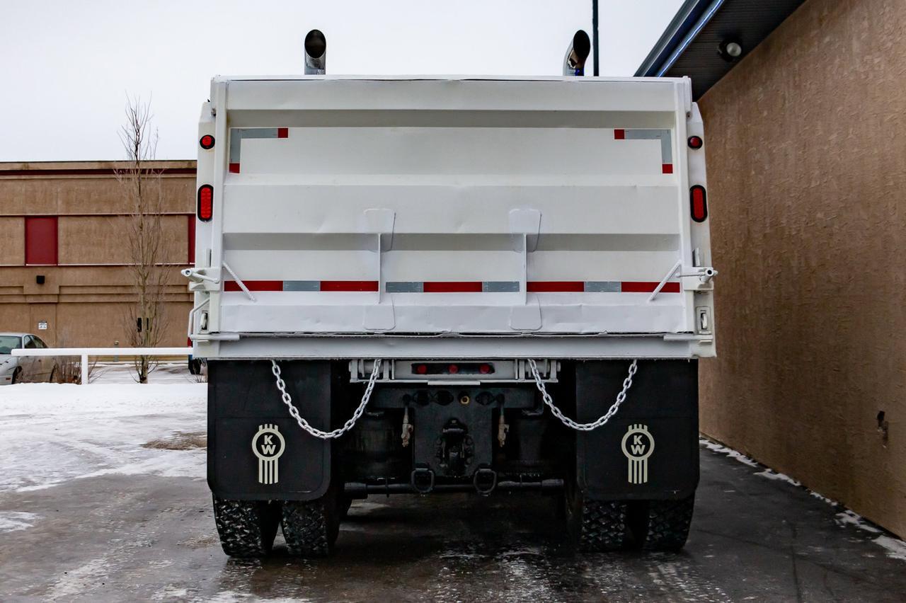 2015 Kenworth T-800 T/A Dump Truck Heavy Spec Red Deer AB