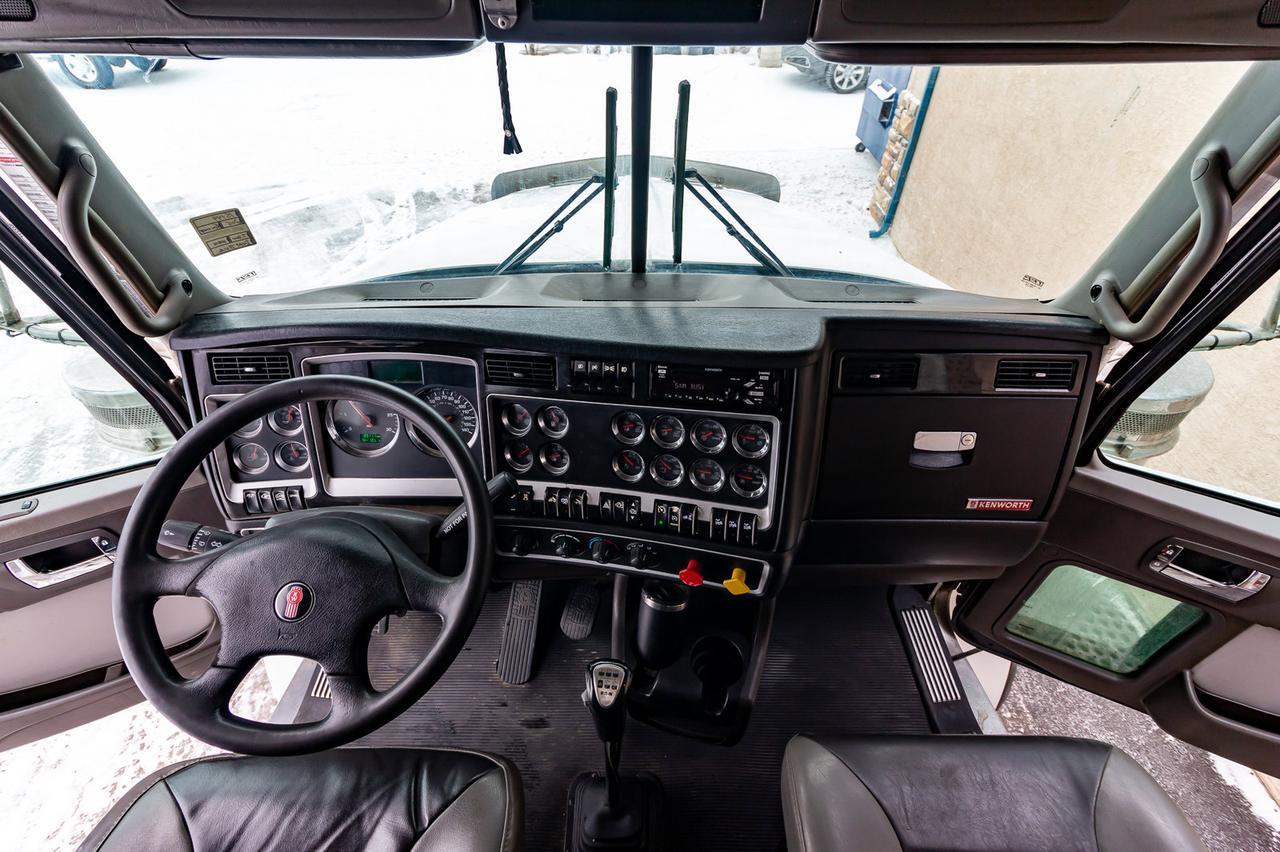 2015 Kenworth T-800 T/A Dump Truck Heavy Spec Red Deer AB