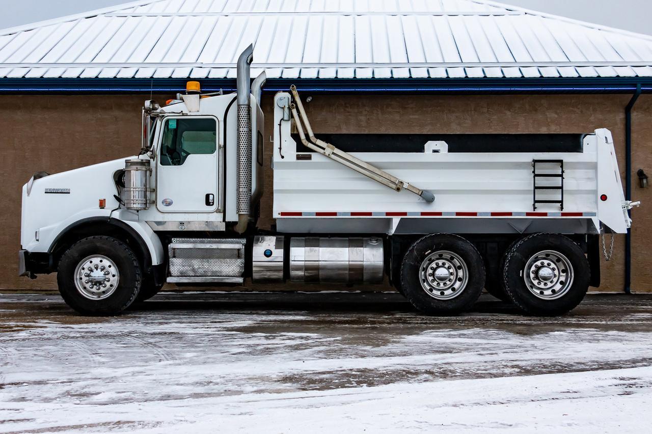 2015 Kenworth T-800 T/A Dump Truck Heavy Spec Red Deer AB