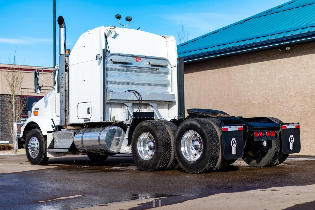 2015 Kenworth T-800 T/A Tractor Sleeper Heavy Spec Red Deer AB