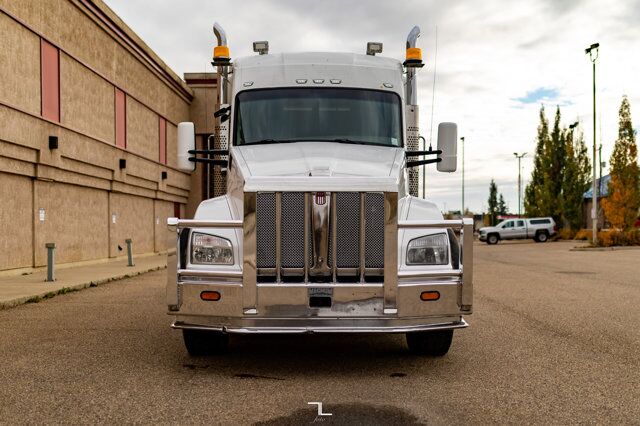 2015 Kenworth T-880 Tri-Drive Tractor Sleeper Heavy Spec Red Deer AB