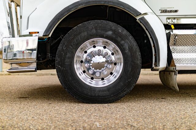 2015 Kenworth T-880 Tri-Drive Tractor Sleeper Heavy Spec Red Deer AB