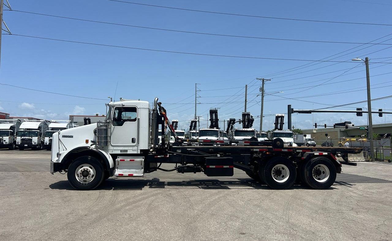 2015 Kenworth T800 60,000 lb Galbreath Roll Off Truck Tampa FL