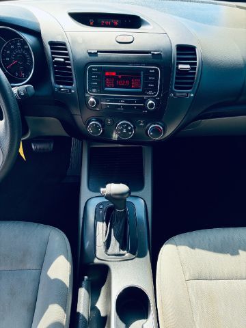 2015 Kia Forte- SD LX Hot Springs AR