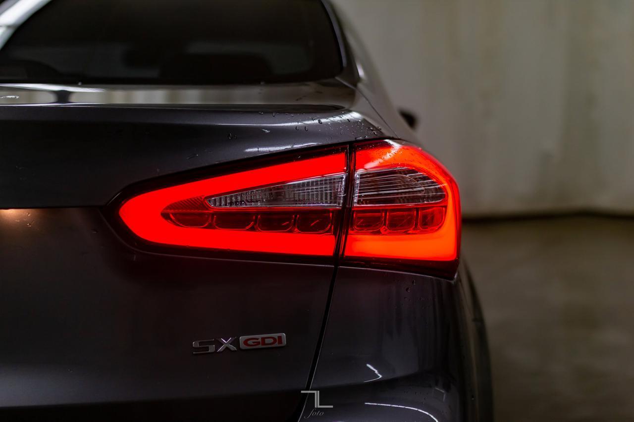 2015 Kia Forte SX Leather Roof Nav BCam Red Deer AB