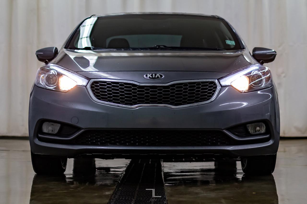 2015 Kia Forte SX Leather Roof Nav BCam Red Deer AB