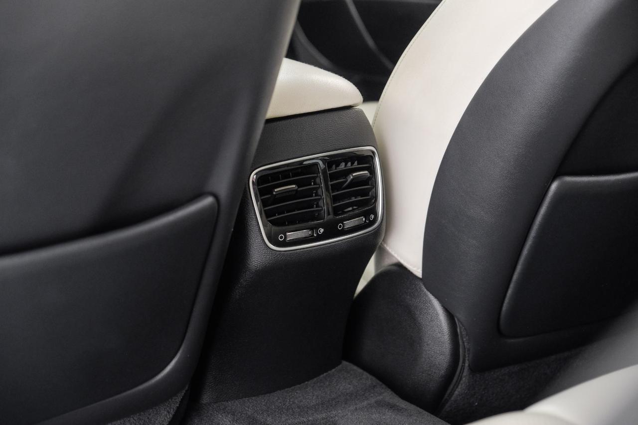 2015 Kia K900 LUXURY 5.0L BLIND SPOT LANE DEPARTURE NAVIGATION PANORAMA LEATHE Carrollton TX