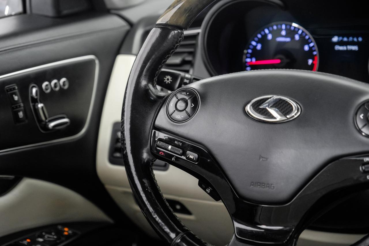 2015 Kia K900 LUXURY 5.0L BLIND SPOT LANE DEPARTURE NAVIGATION PANORAMA LEATHE Carrollton TX