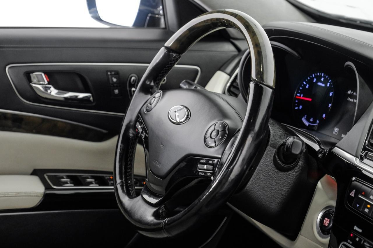 2015 Kia K900 LUXURY 5.0L BLIND SPOT LANE DEPARTURE NAVIGATION PANORAMA LEATHE Carrollton TX