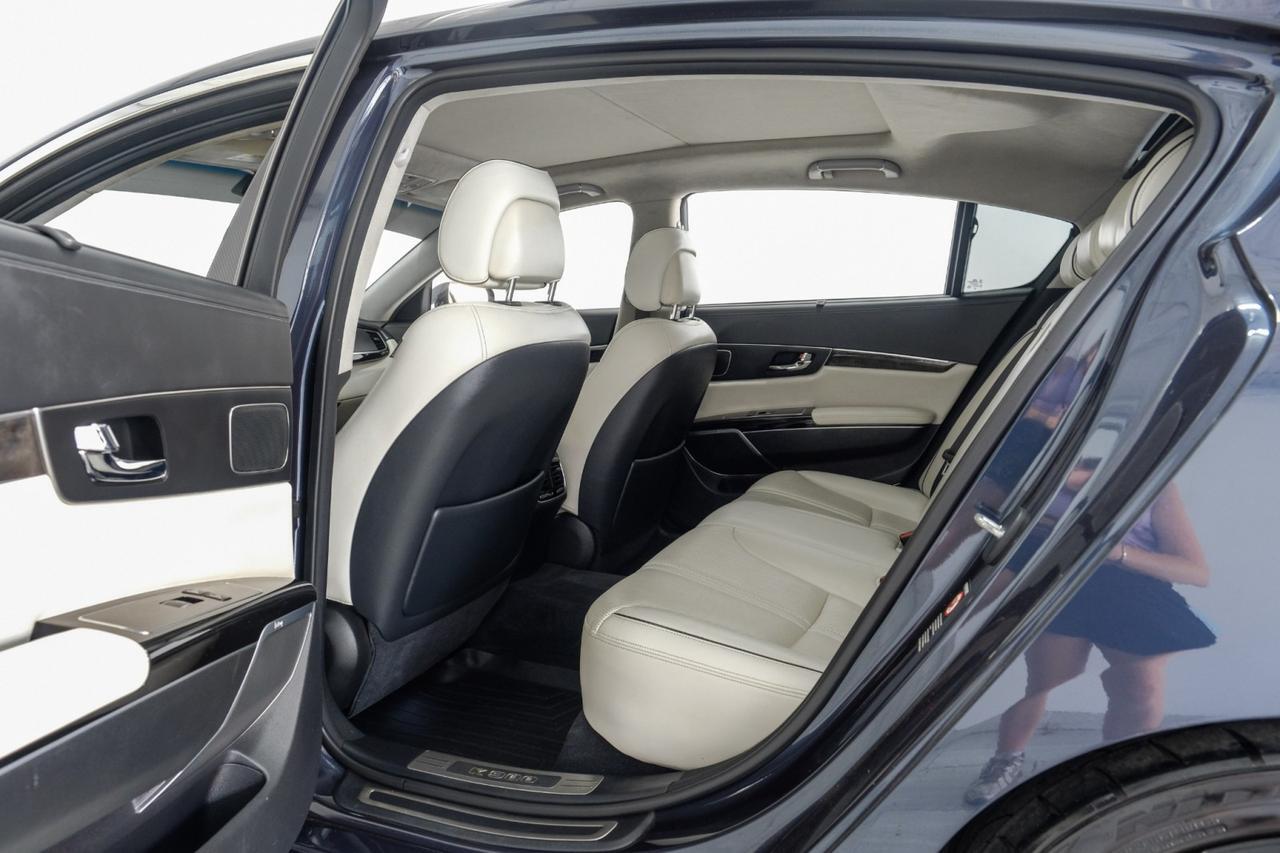 2015 Kia K900 LUXURY 5.0L BLIND SPOT LANE DEPARTURE NAVIGATION PANORAMA LEATHE Carrollton TX
