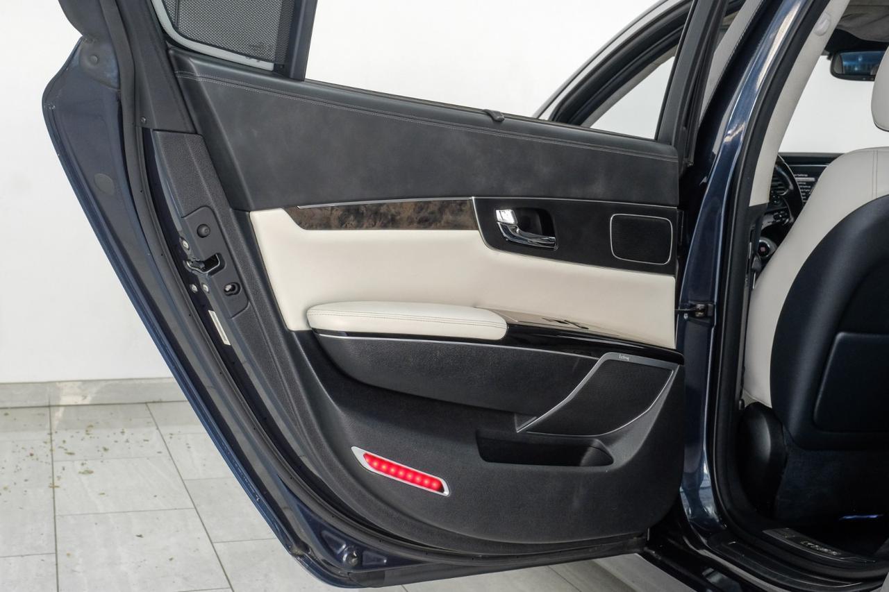 2015 Kia K900 LUXURY 5.0L BLIND SPOT LANE DEPARTURE NAVIGATION PANORAMA LEATHE Carrollton TX