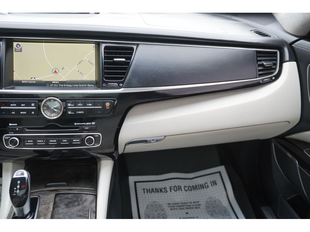 2015 Kia K900 Luxury Price UT