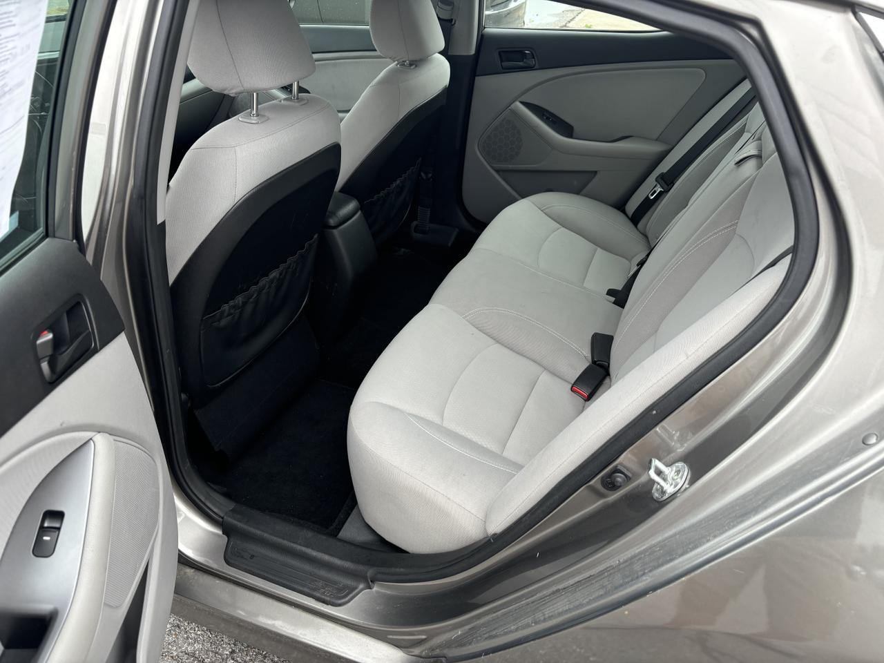 2015 Kia Optima LX Sedan 4D Aurora MO