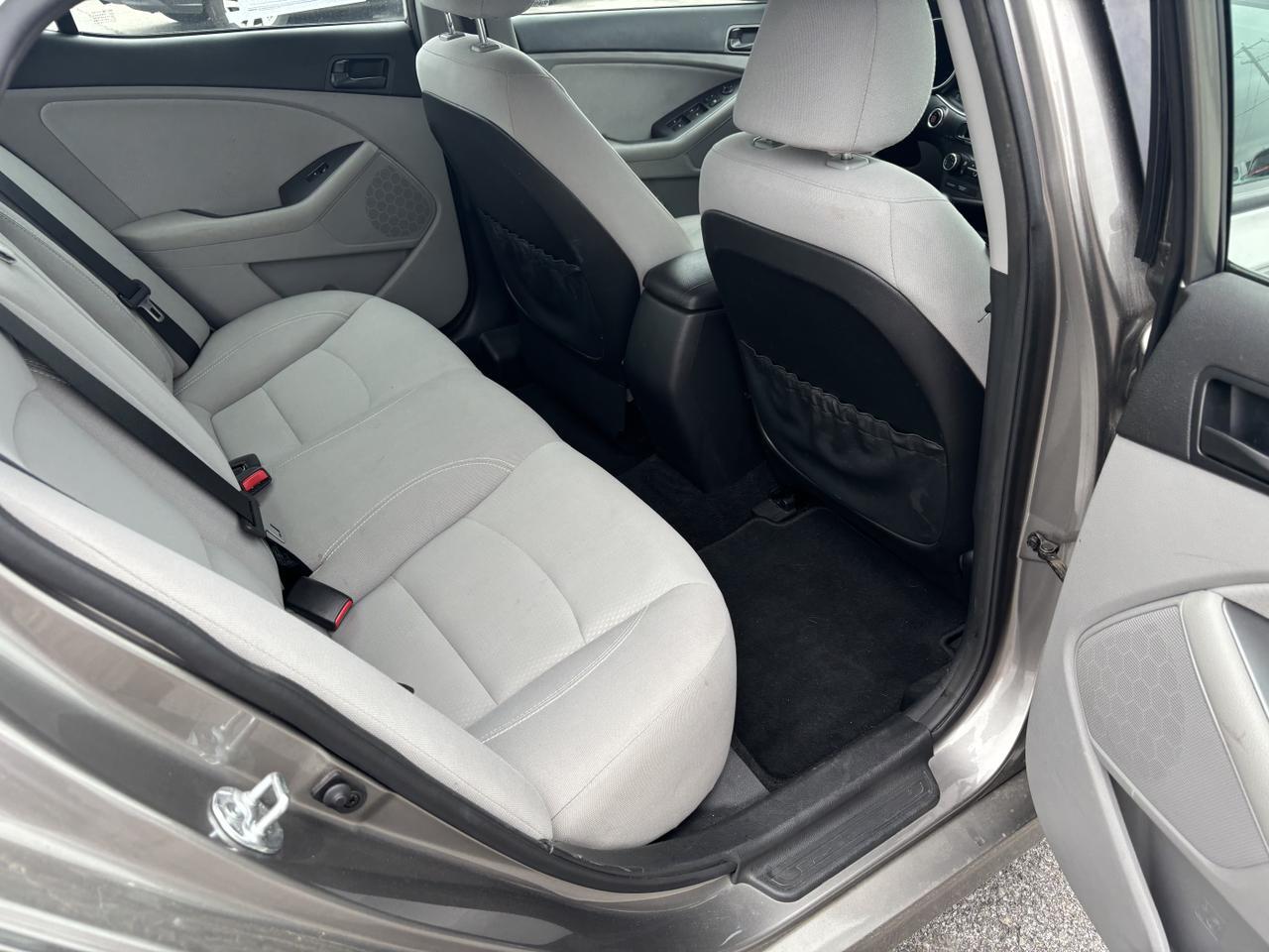 2015 Kia Optima LX Sedan 4D Aurora MO