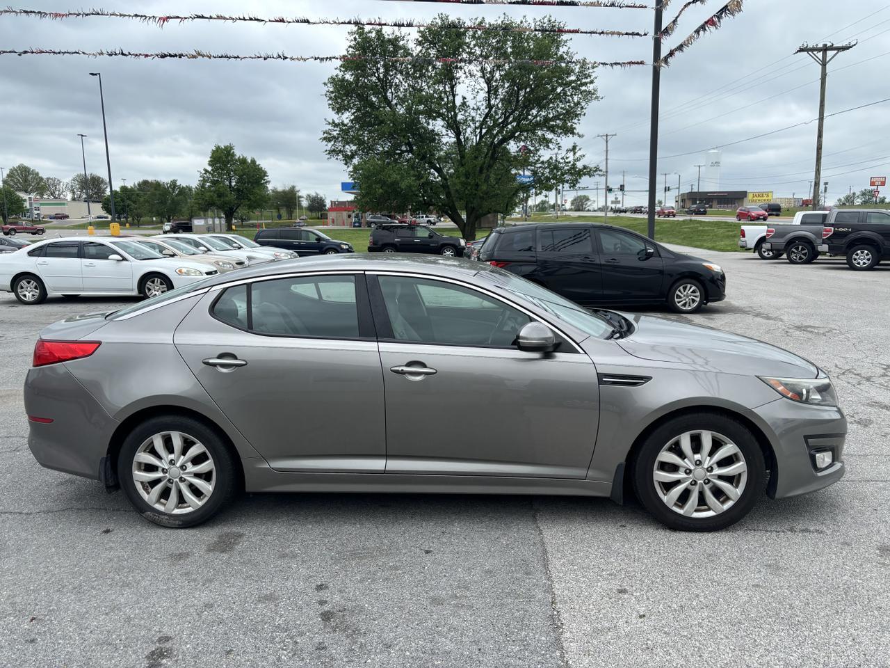 2015 Kia Optima LX Sedan 4D Aurora MO