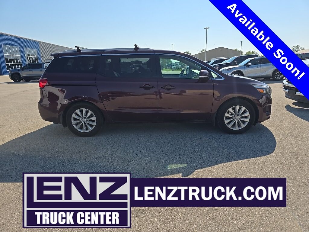 2015 Kia Sedona 2015 Kia Sedona