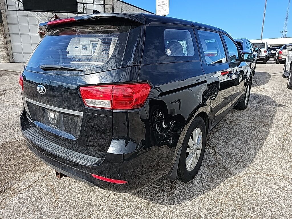 2015 Kia Sedona L Akron