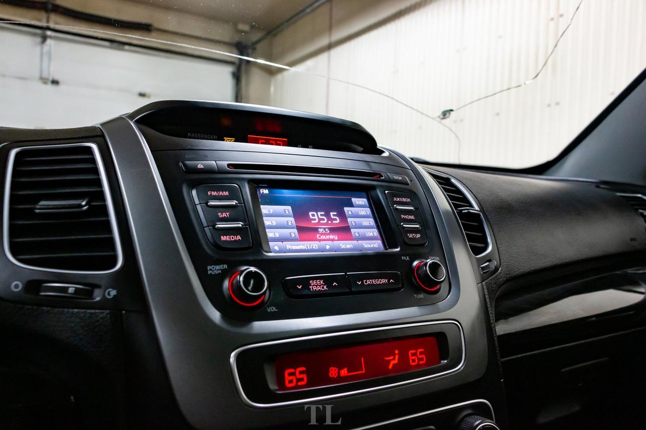 2015 Kia Sorento AWD EX Leather Roof BCam Red Deer AB