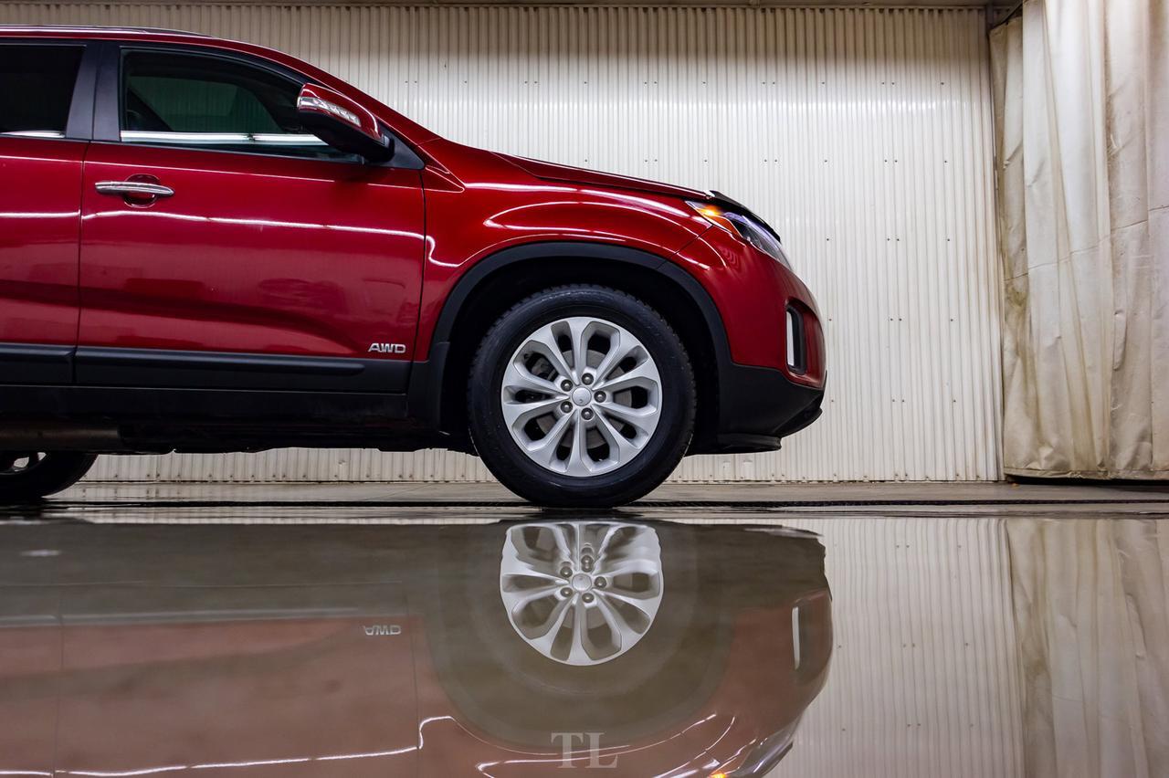 2015 Kia Sorento AWD EX Leather Roof BCam Red Deer AB