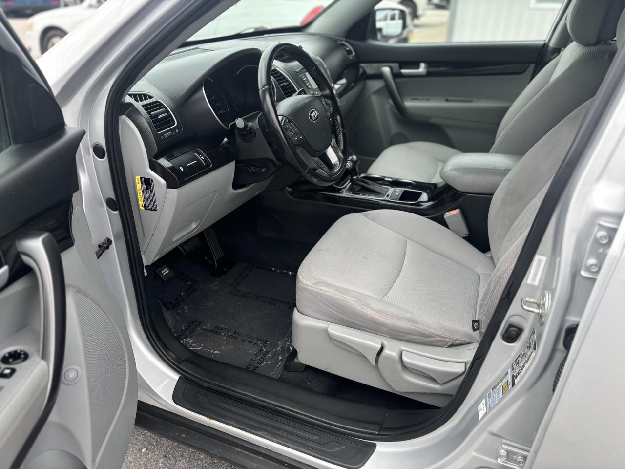 2015 Kia Sorento LX Sport Utility 4D Aurora MO