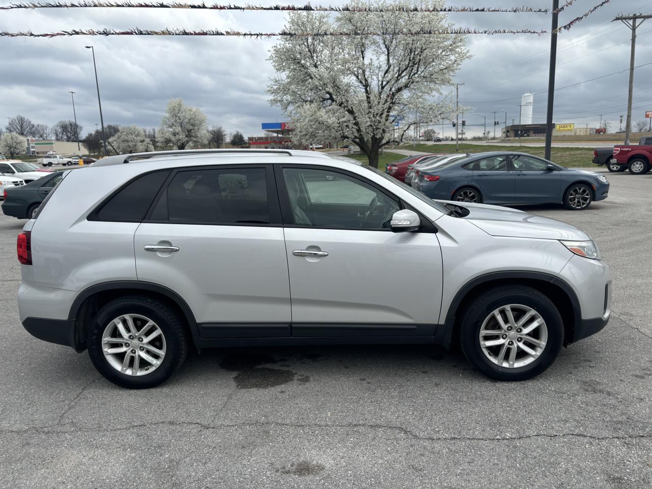 2015 Kia Sorento LX Sport Utility 4D Aurora MO