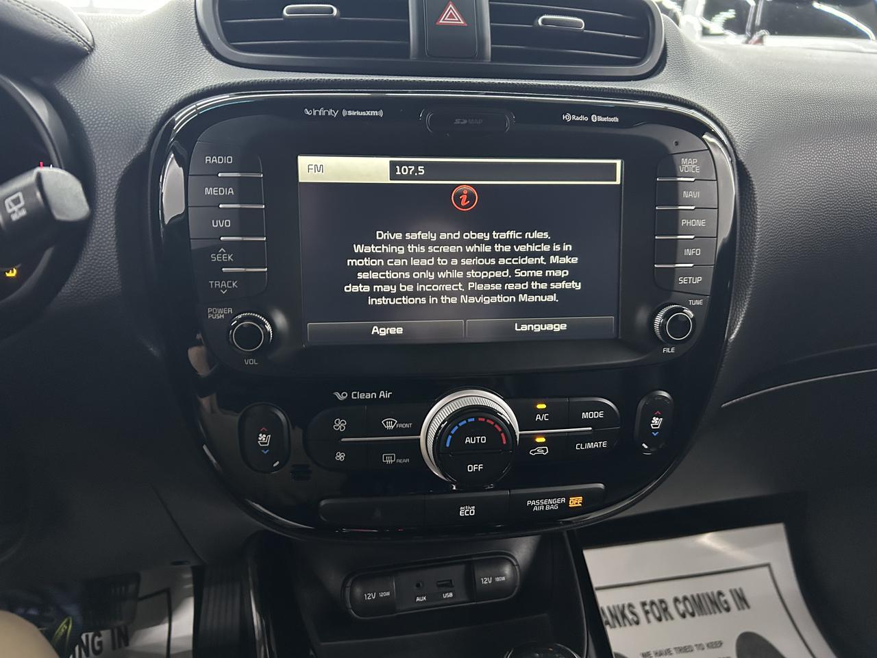 2015 Kia Soul 4d Hatchback + Benwood WV