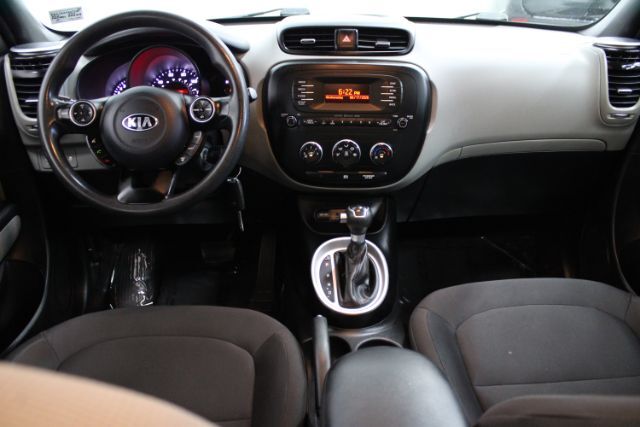 2015 Kia Soul Base