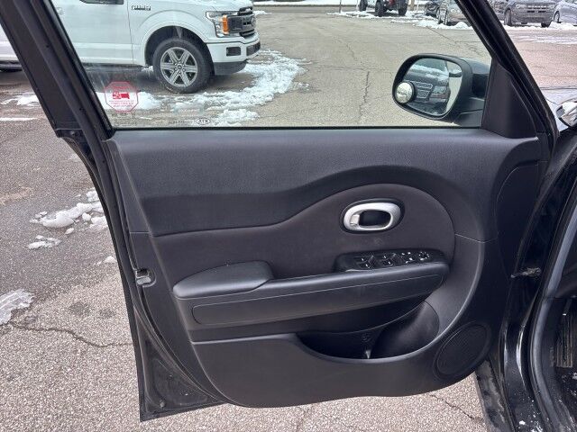 2015 Kia Soul Base Cleveland OH