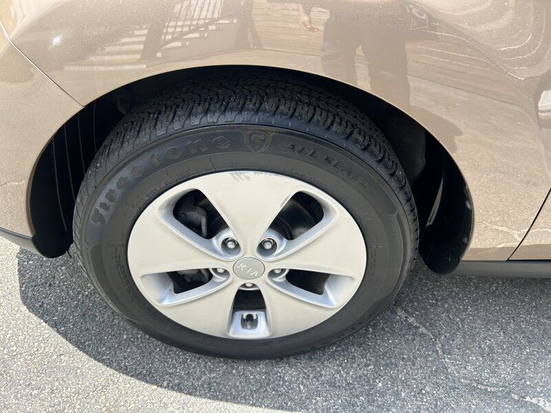 2015 Kia Soul ONLY 26K MILES - SUNROOF Whitinsville MA