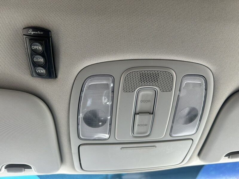 2015 Kia Soul ONLY 26K MILES - SUNROOF Whitinsville MA