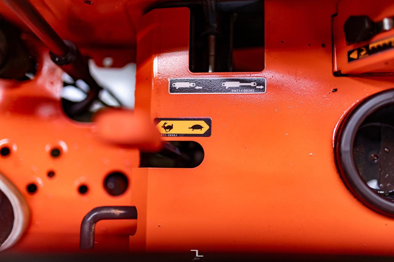 2015 Kubota M7040SUD 4WD Tractor Loader Grapple Diesel Red Deer AB