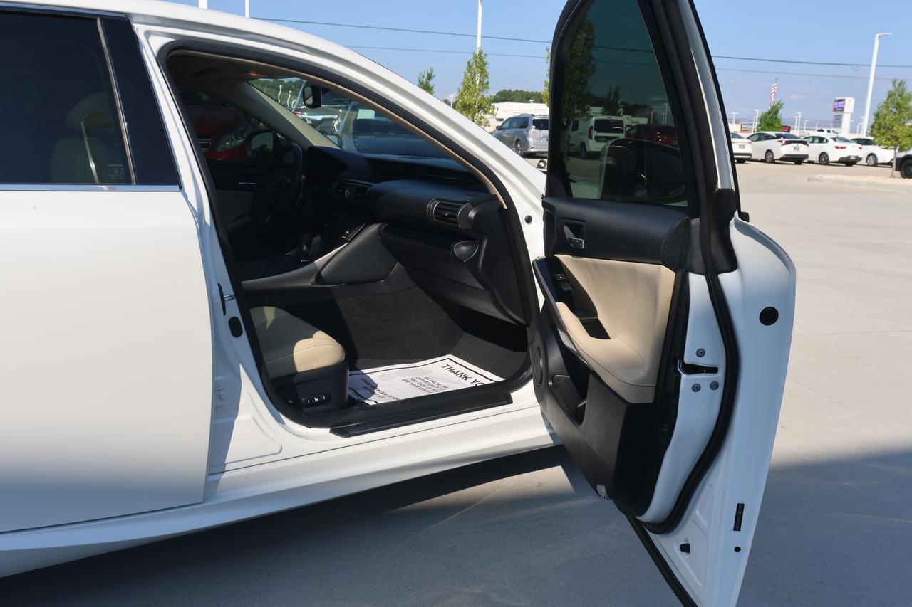 2015 LEXUS IS 250 Houston TX