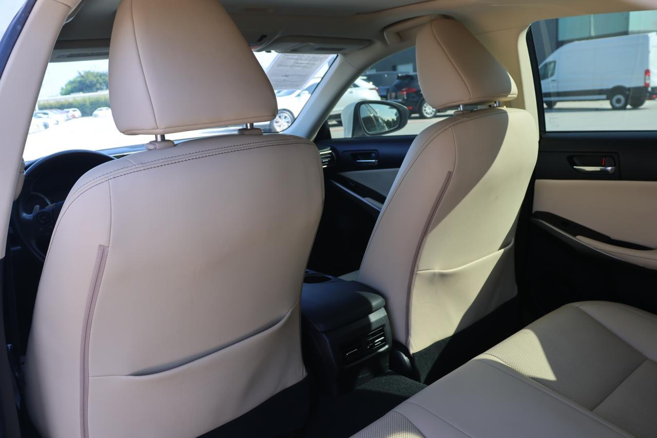 2015 LEXUS IS 250 Houston TX