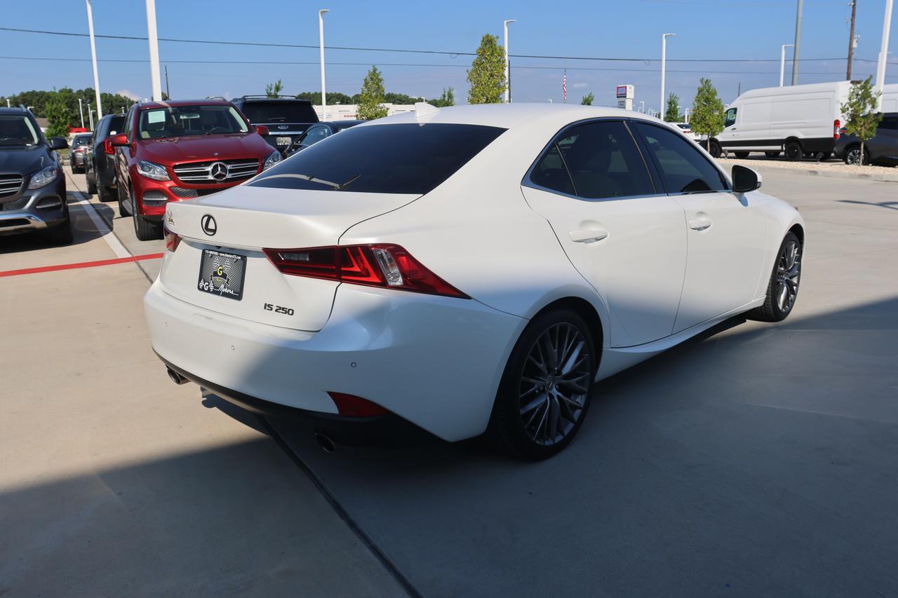 2015 LEXUS IS 250 Houston TX
